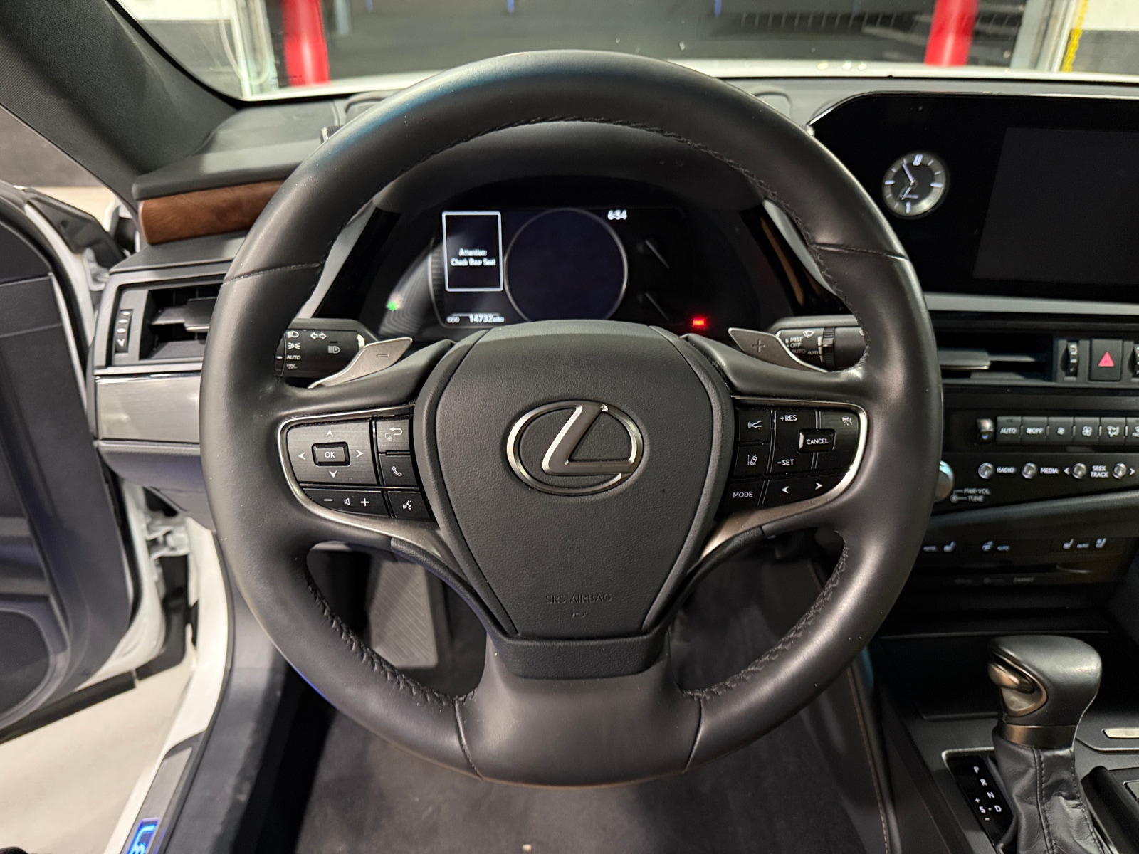 Thumbnail: 2022 Lexus ES - 5