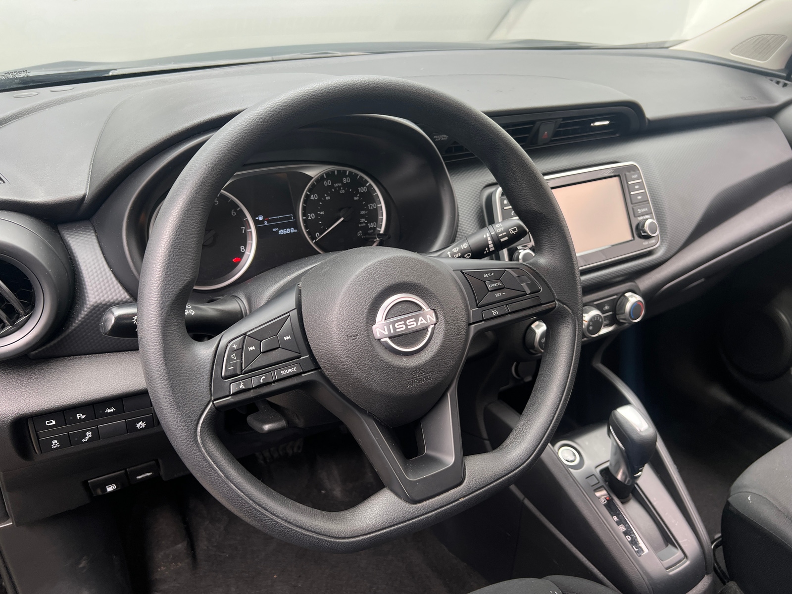 Thumbnail: 2023 Nissan Kicks - 5