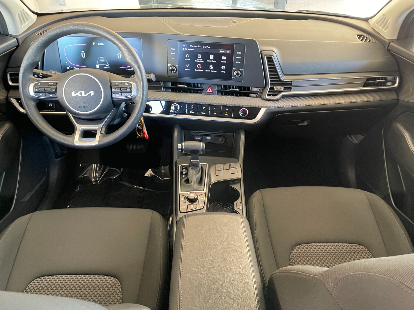 Thumbnail: 2025 Kia Sportage - 3