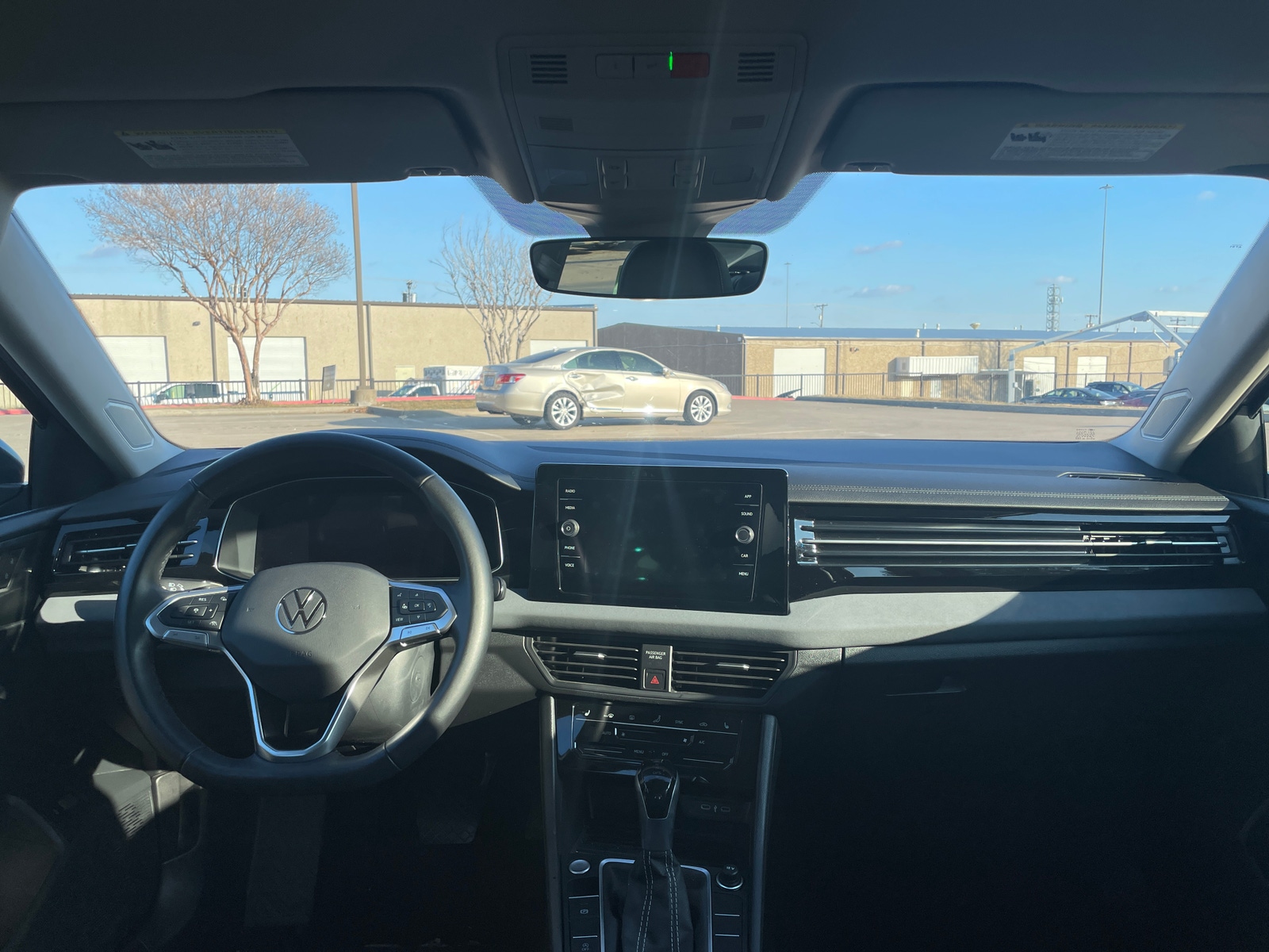 Thumbnail: 2025 Volkswagen Jetta - 2