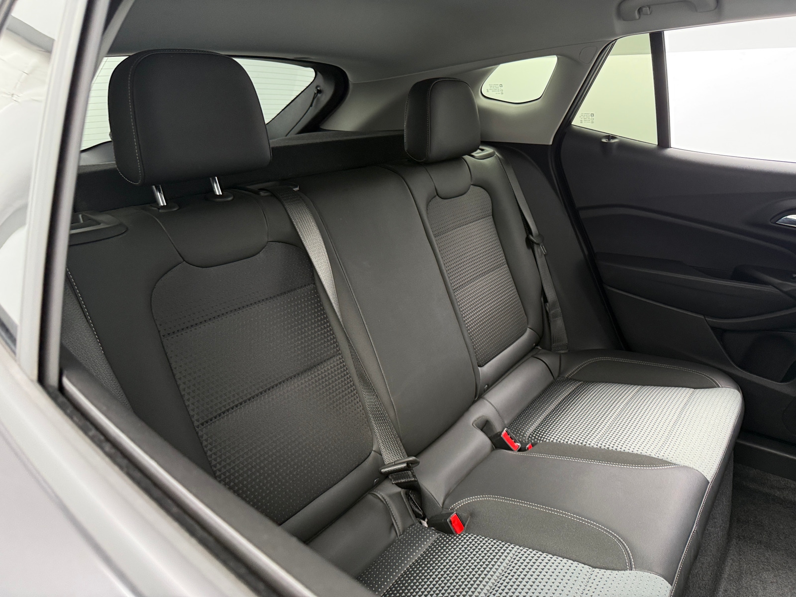 Thumbnail: 2025 Chevrolet Trax - 6