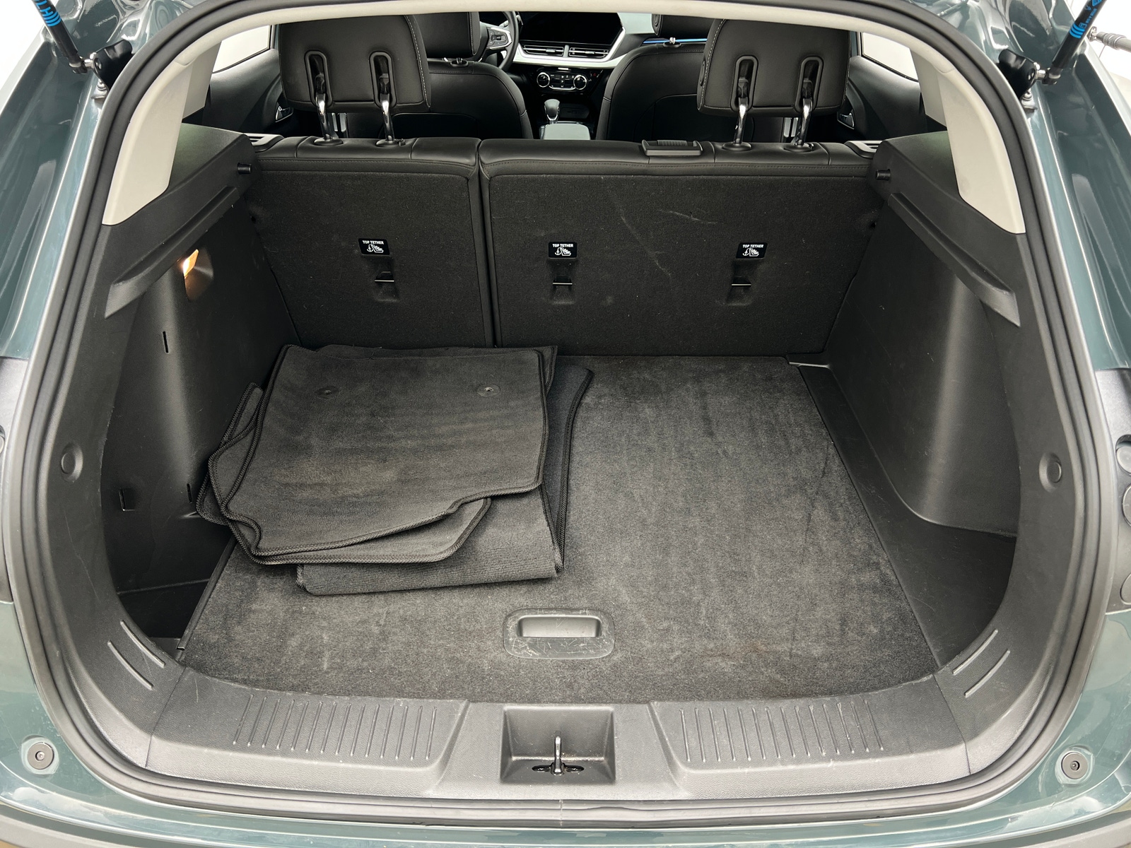 Thumbnail: 2025 Chevrolet Trax - 7