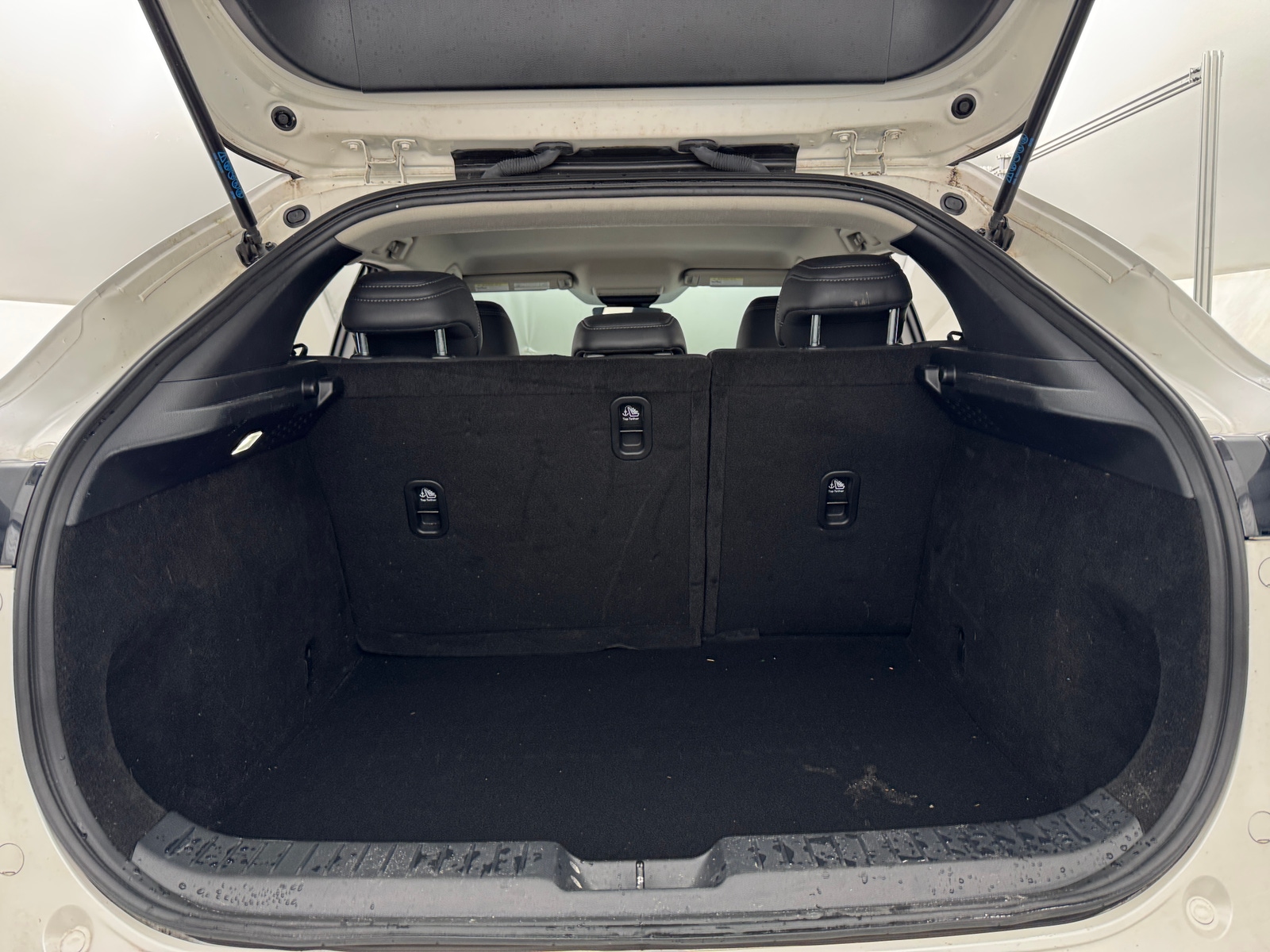 Thumbnail: 2023 Mazda CX-30 - 6