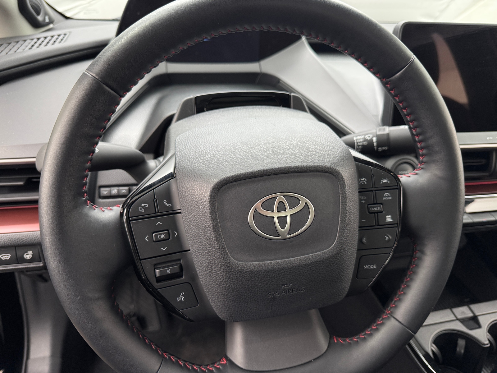 Thumbnail: 2024 Toyota Prius Prime - 4