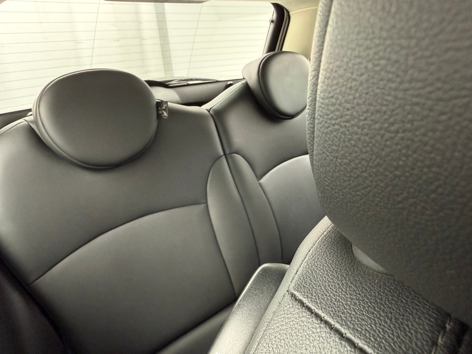 Thumbnail: 2013 MINI Cooper Hardtop - 5