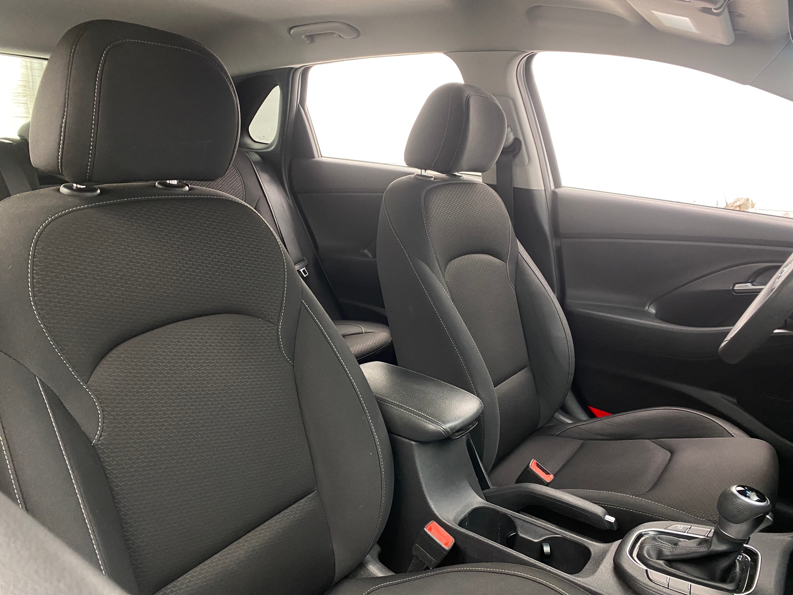 Thumbnail: 2018 Hyundai Elantra - 2