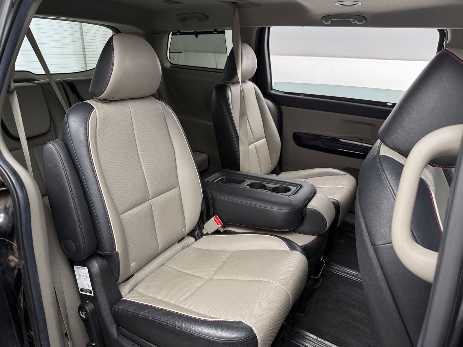 Thumbnail: 2020 Kia Sedona - 5