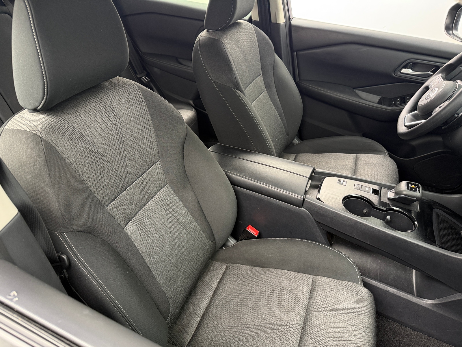 Thumbnail: 2024 Nissan Rogue - 2