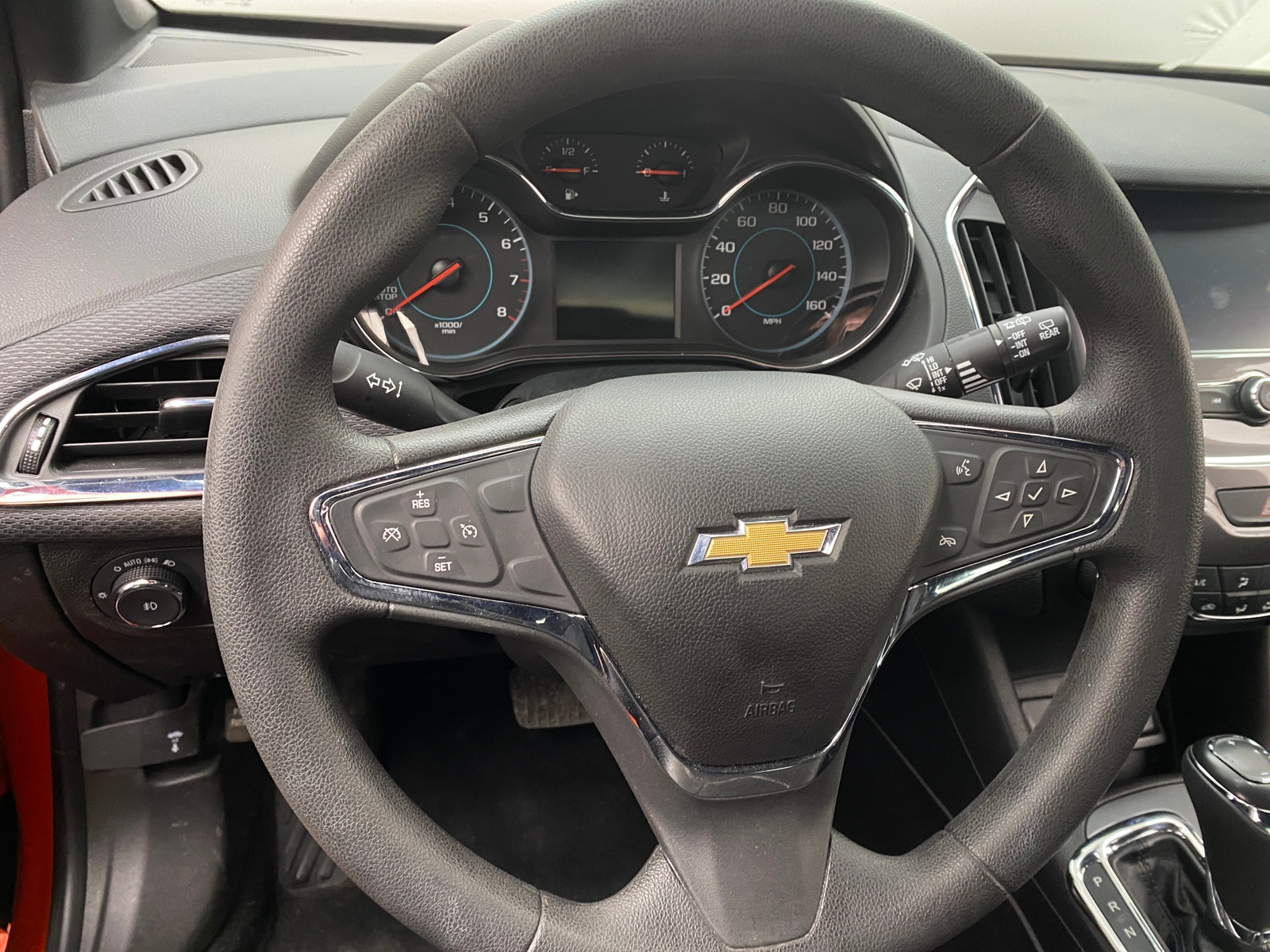 Thumbnail: 2018 Chevrolet Cruze - 5