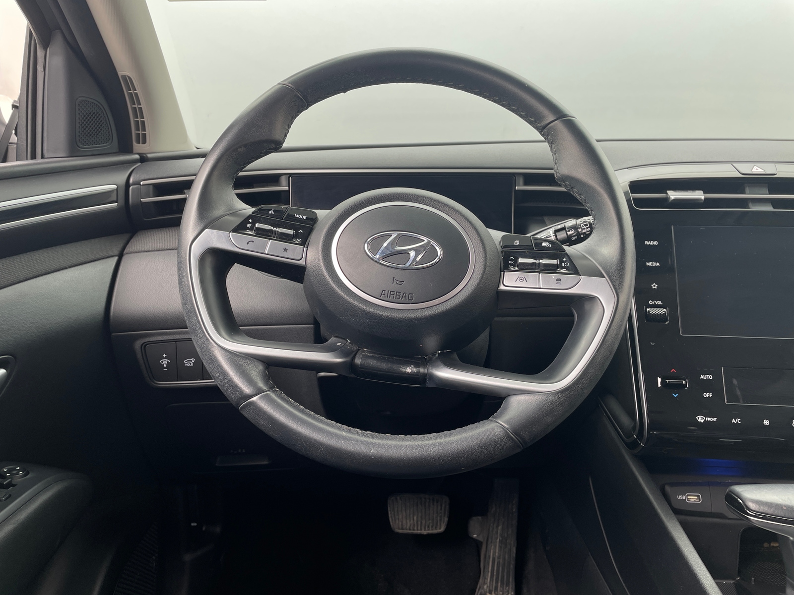 Thumbnail: 2023 Hyundai Tucson - 4