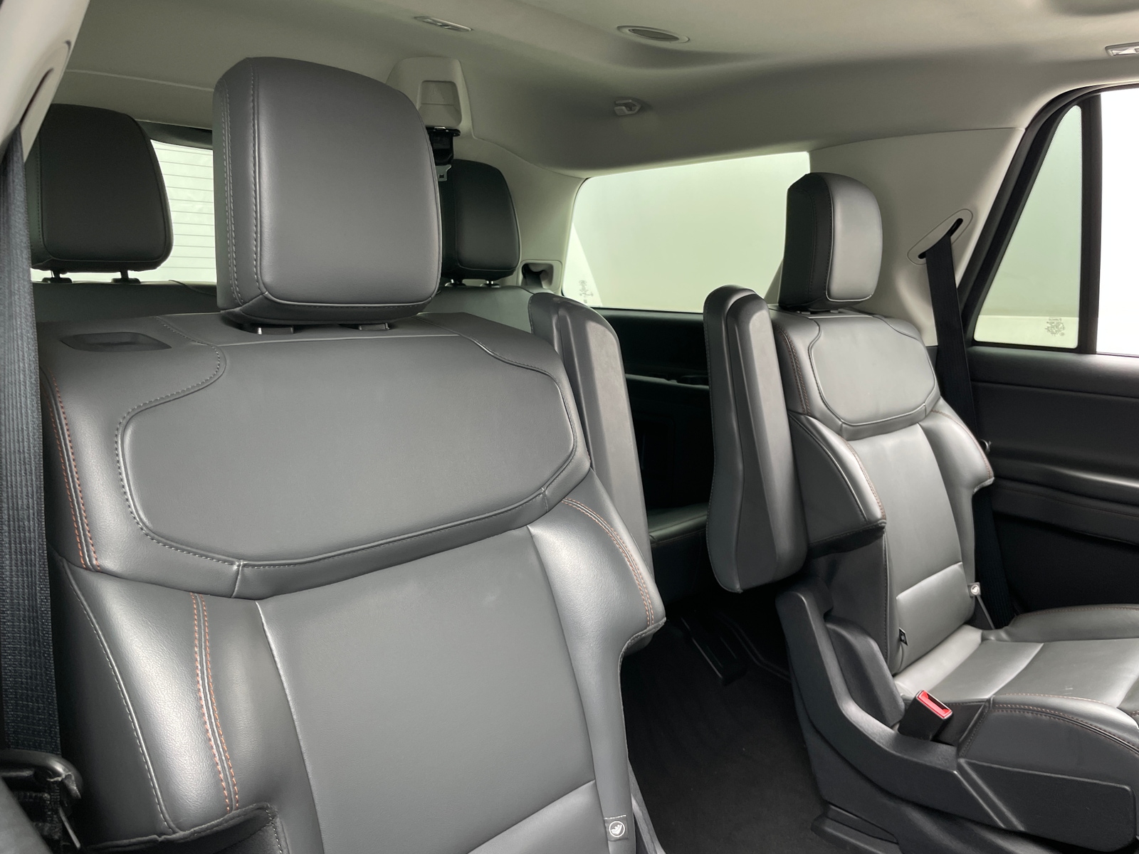 Thumbnail: 2025 Ford Expedition - 6