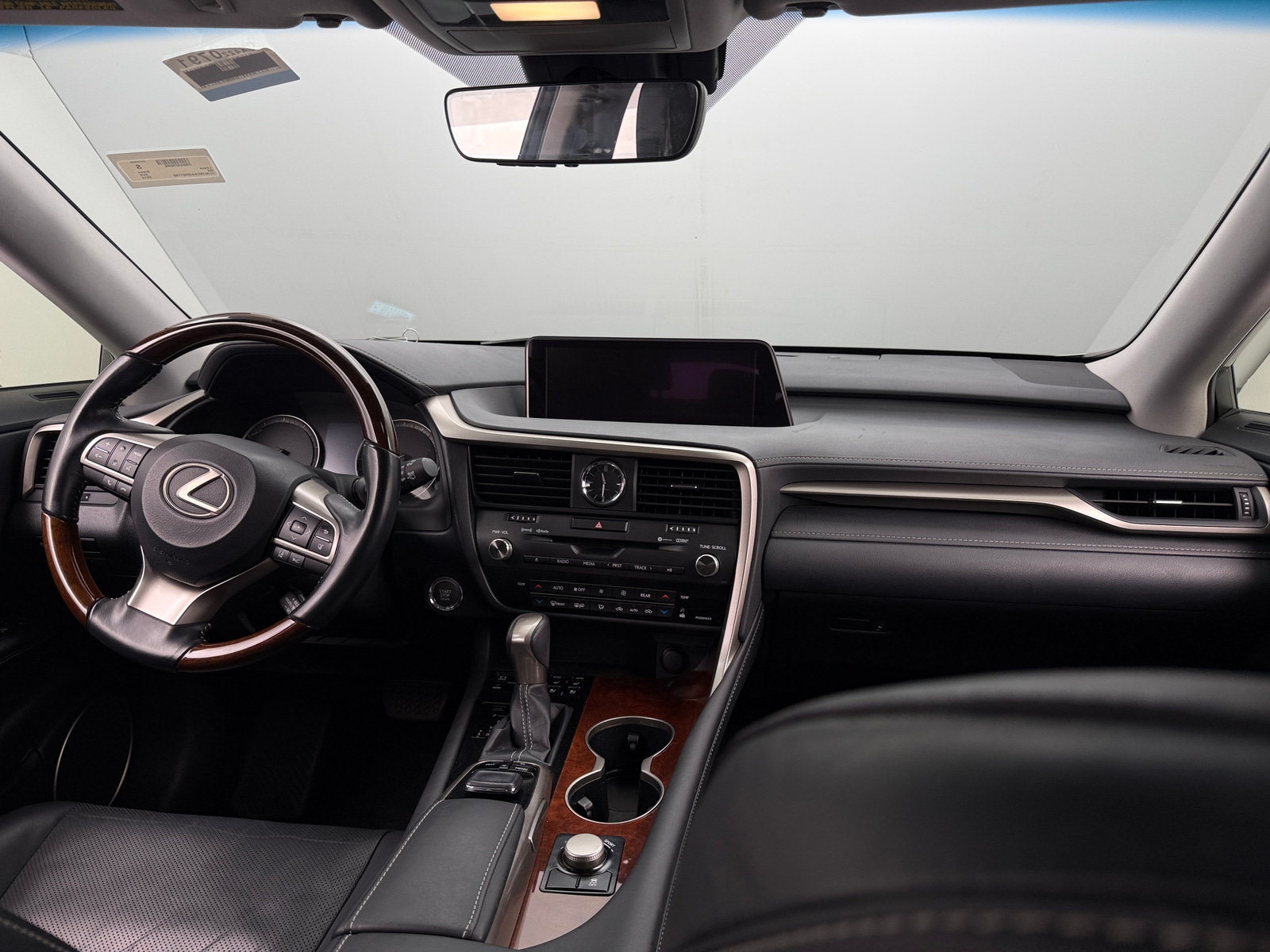 Thumbnail: 2018 Lexus RX - 2