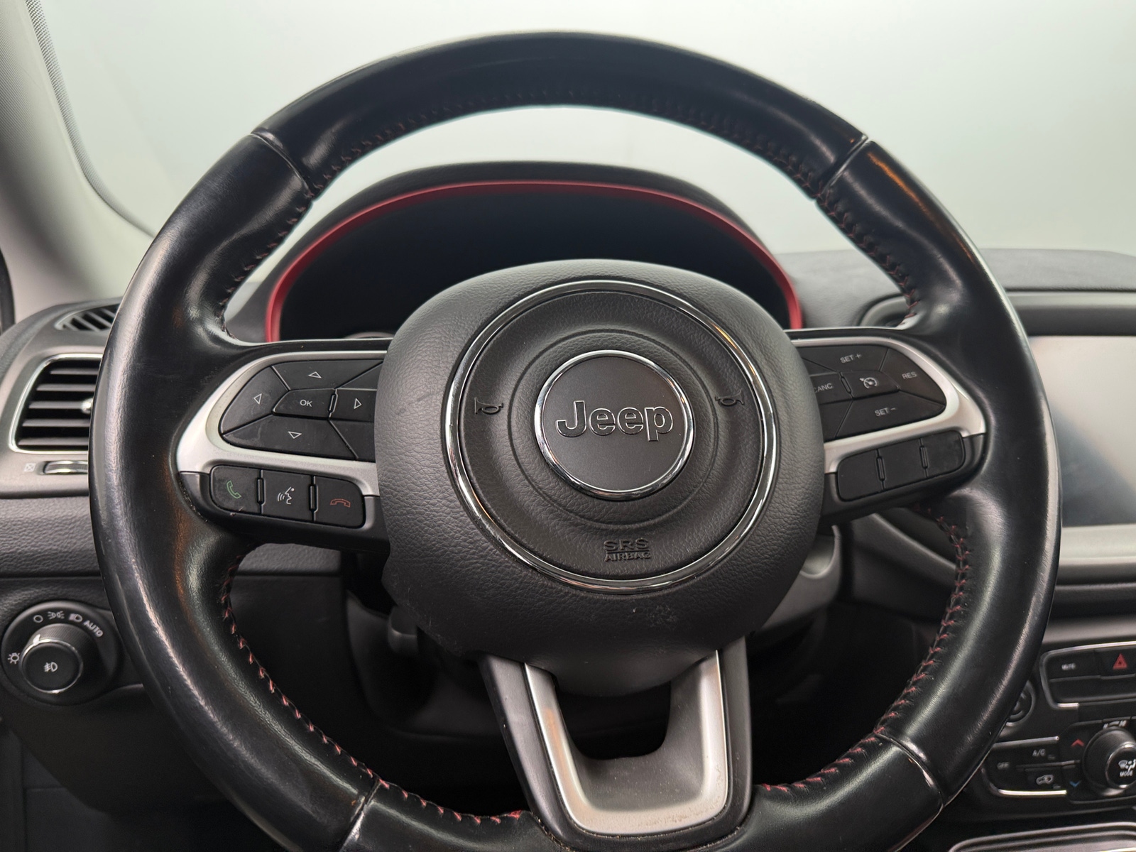 Thumbnail: 2020 Jeep Compass - 4