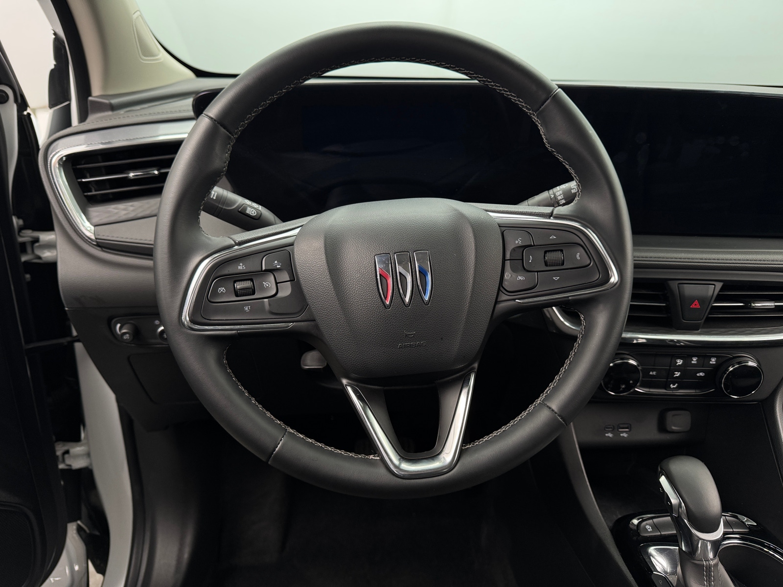 Thumbnail: 2025 Buick Encore GX - 5