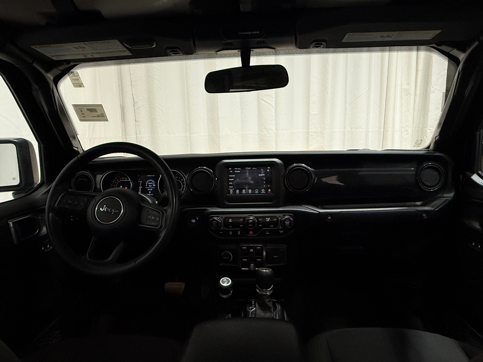 Thumbnail: 2022 Jeep Gladiator - 3