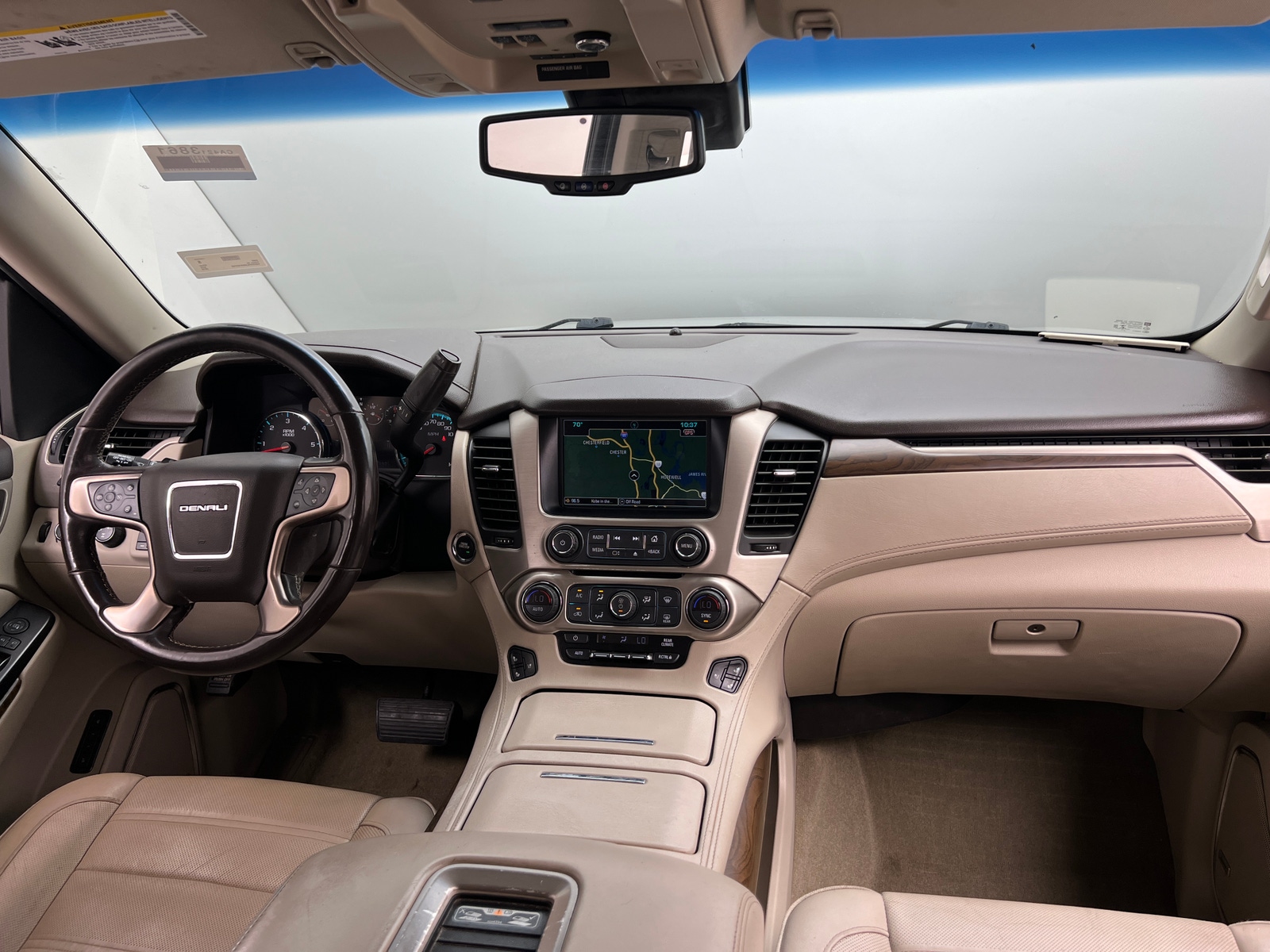 Thumbnail: 2019 GMC Yukon XL - 2