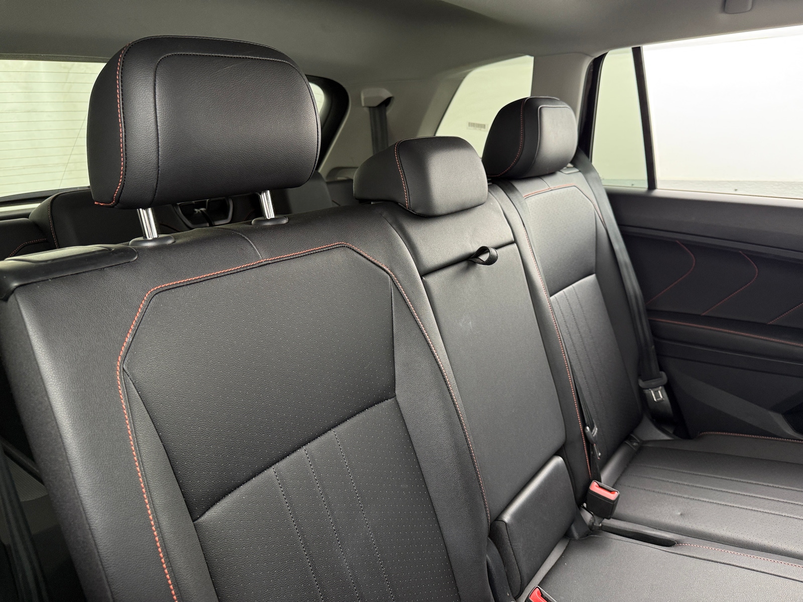 Thumbnail: 2024 Volkswagen Tiguan - 5