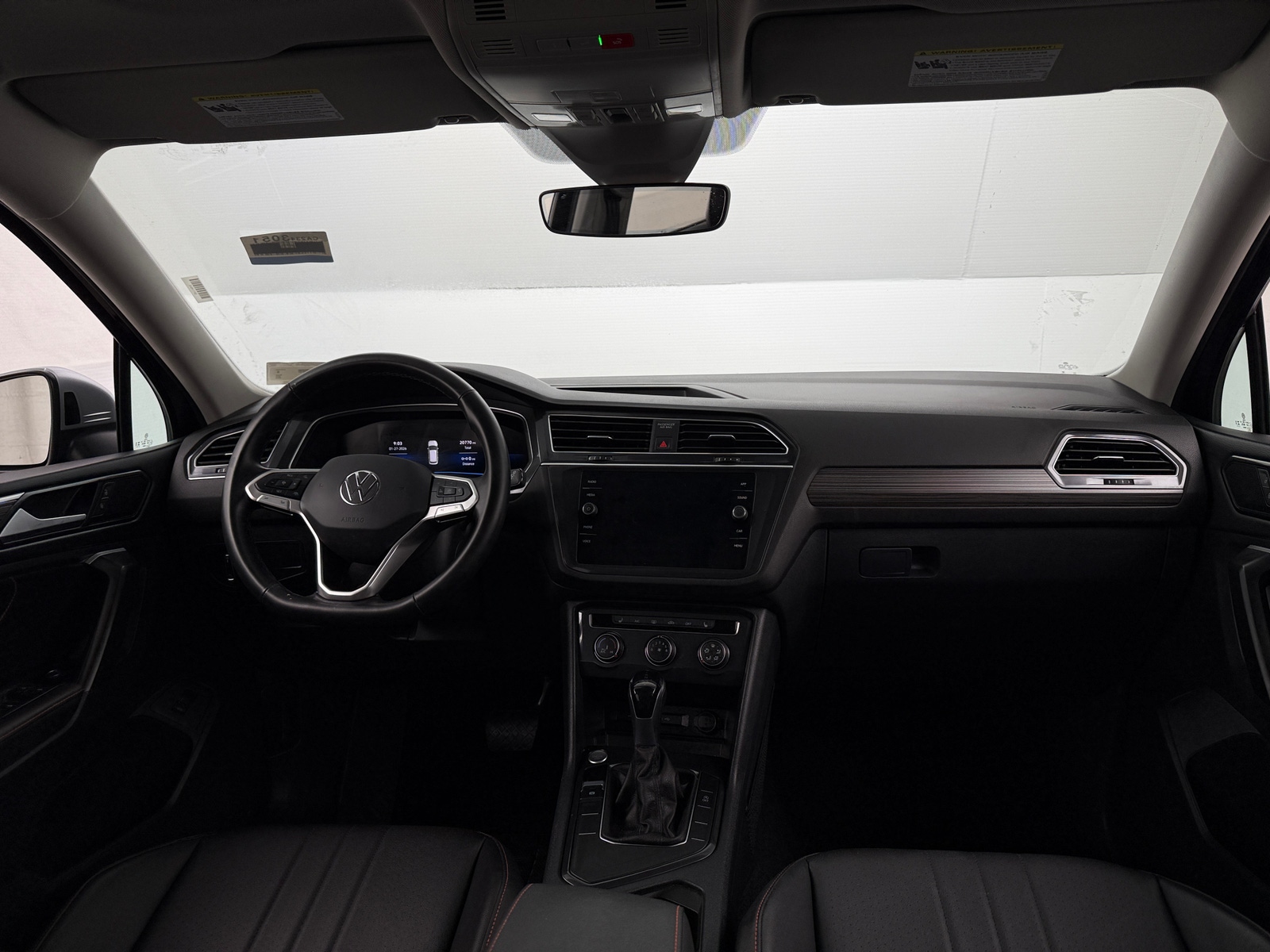 Thumbnail: 2024 Volkswagen Tiguan - 2