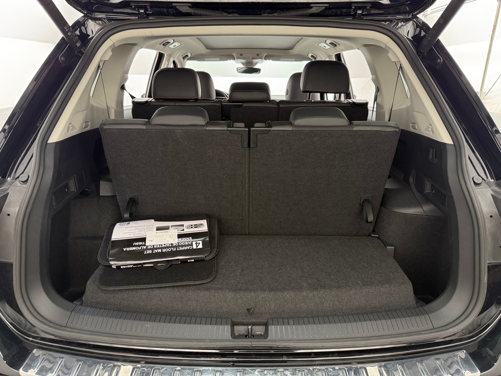 Thumbnail: 2024 Volkswagen Tiguan - 6