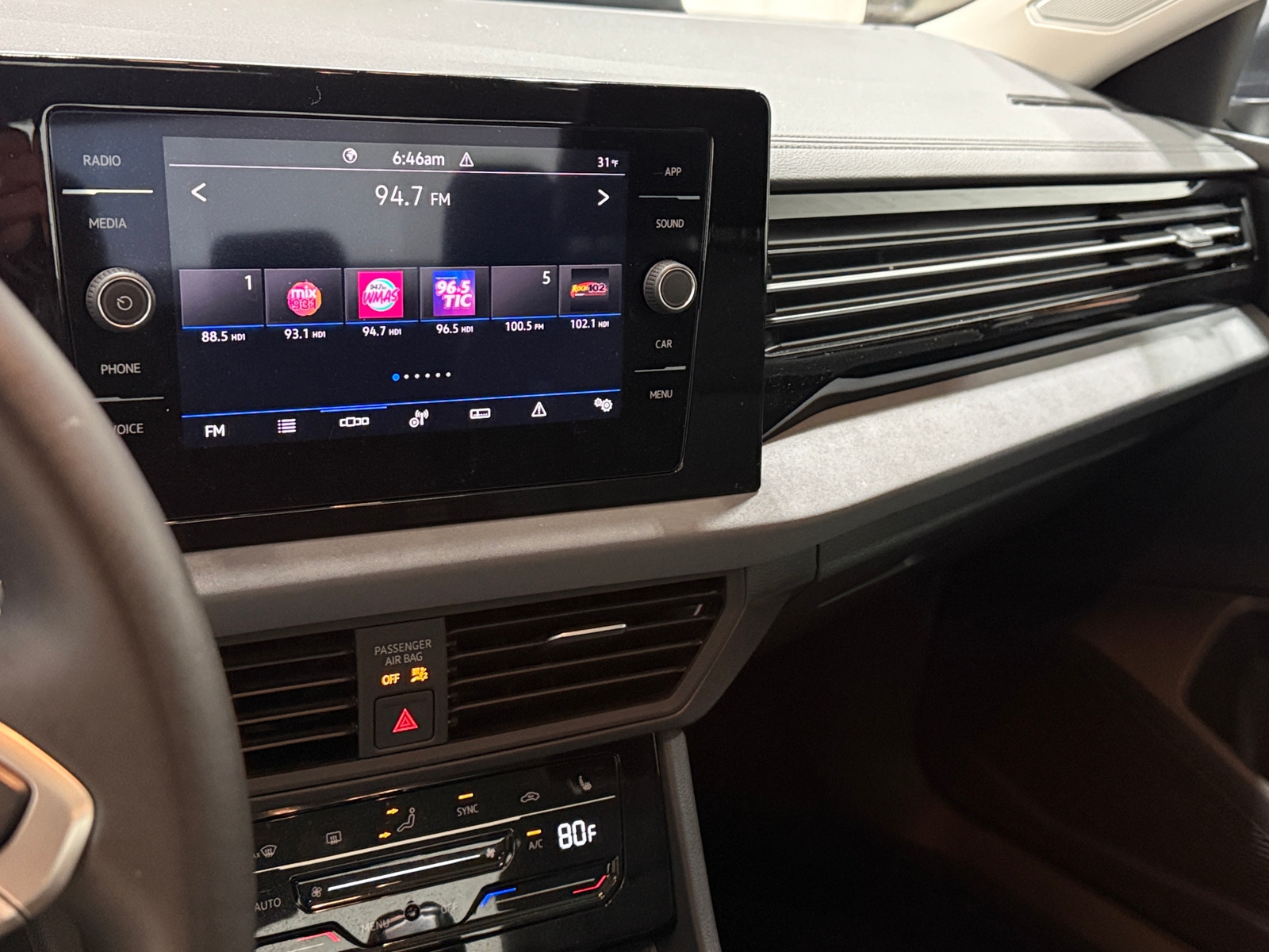 Thumbnail: 2025 Volkswagen Jetta - 3