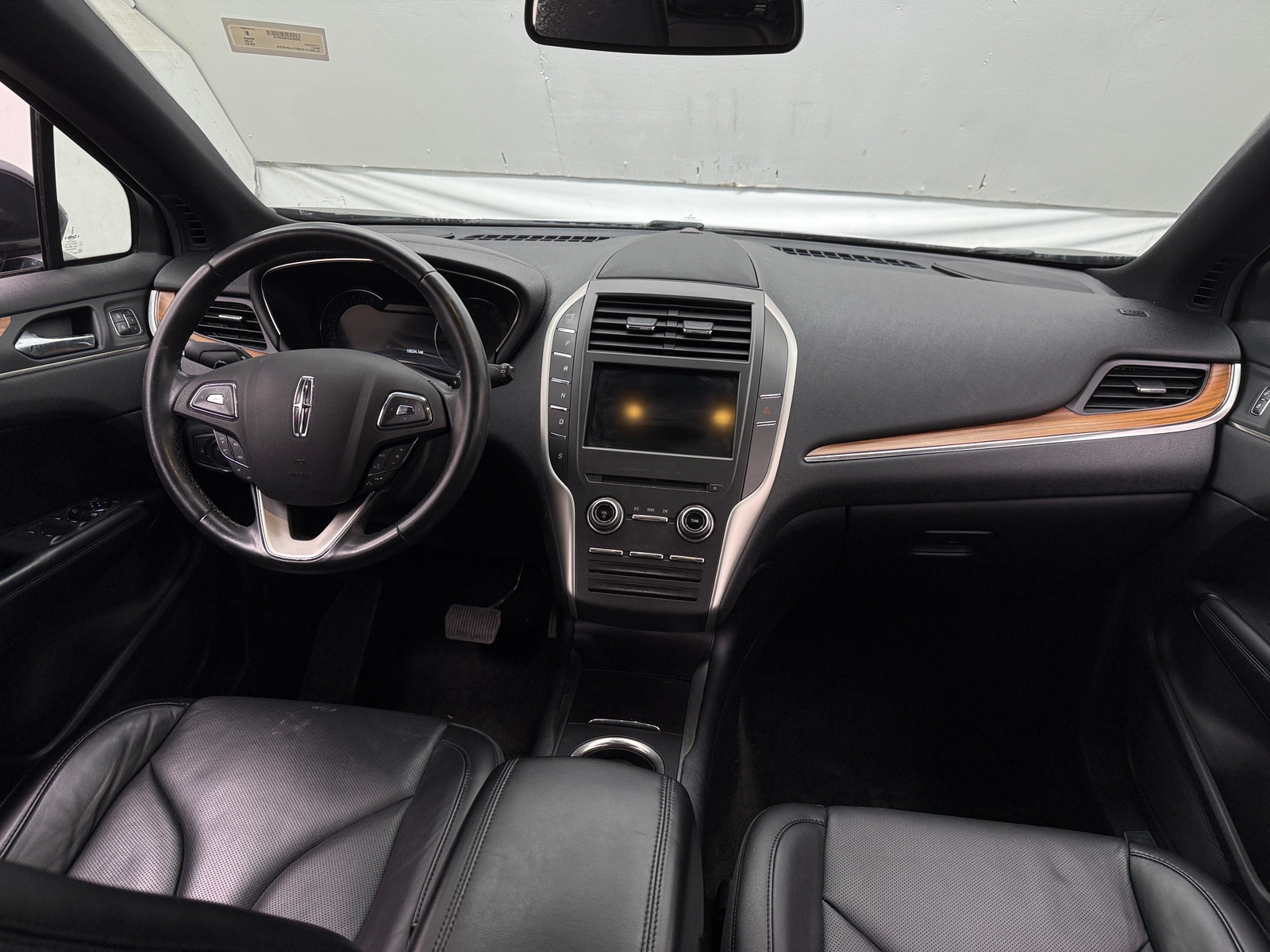 Thumbnail: 2015 Lincoln MKC - 2