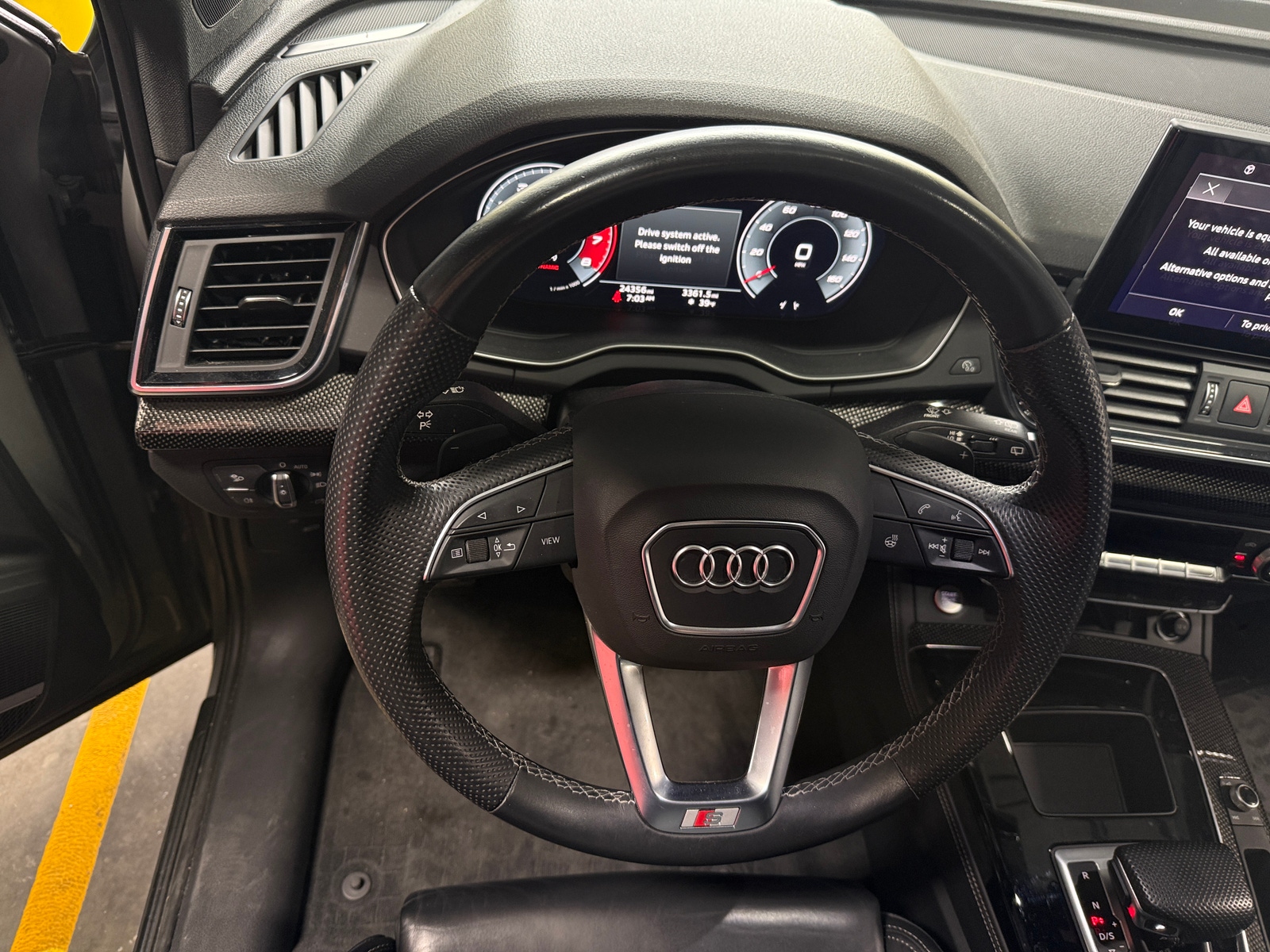 Thumbnail: 2021 Audi SQ5 - 4