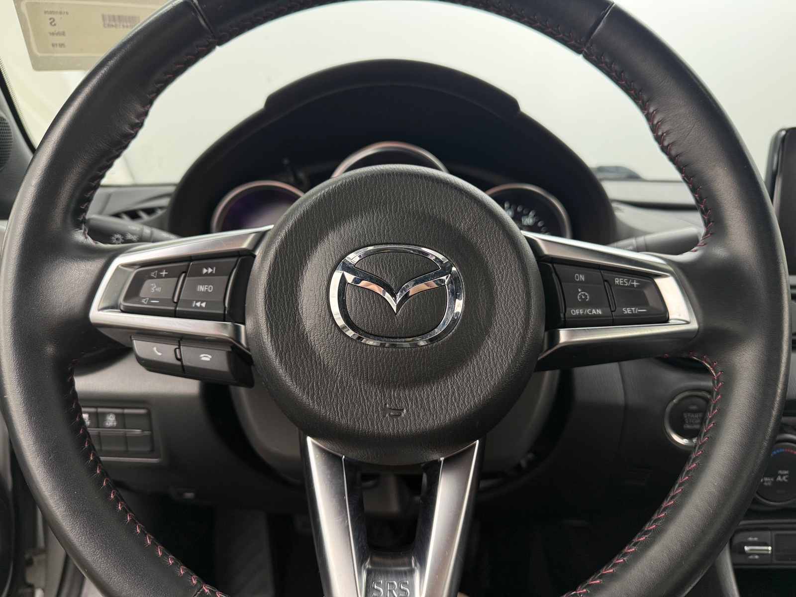 Thumbnail: 2019 Mazda MX-5 Miata - 5