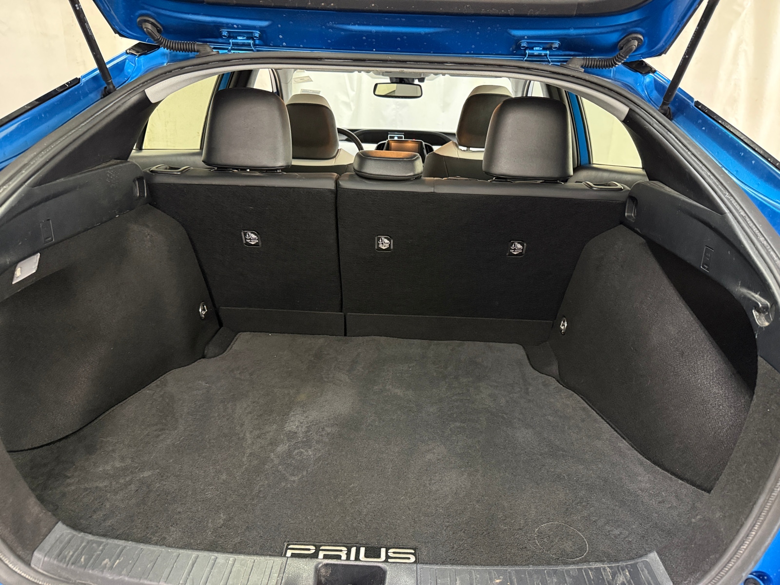 Thumbnail: 2021 Toyota Prius - 6