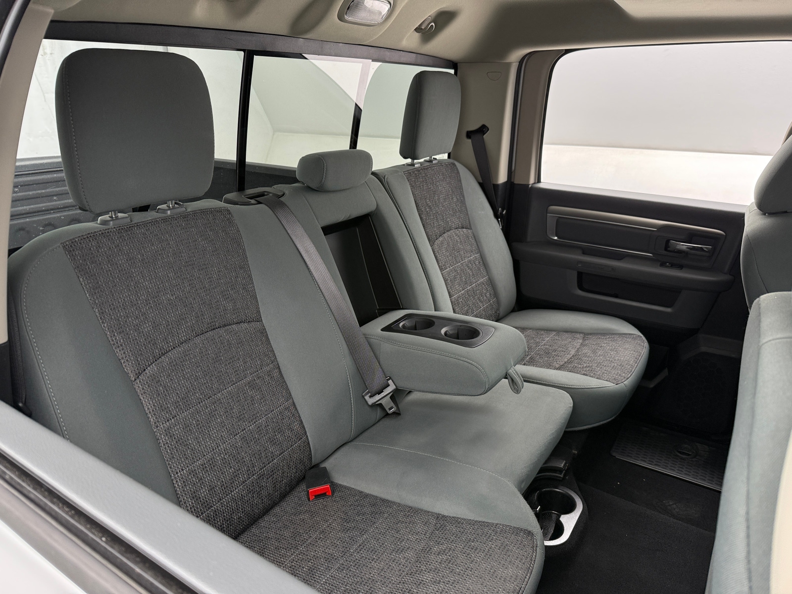 Thumbnail: 2020 RAM 1500 Classic - 6