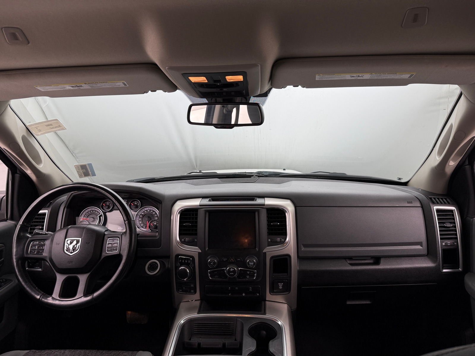 Thumbnail: 2020 RAM 1500 Classic - 3