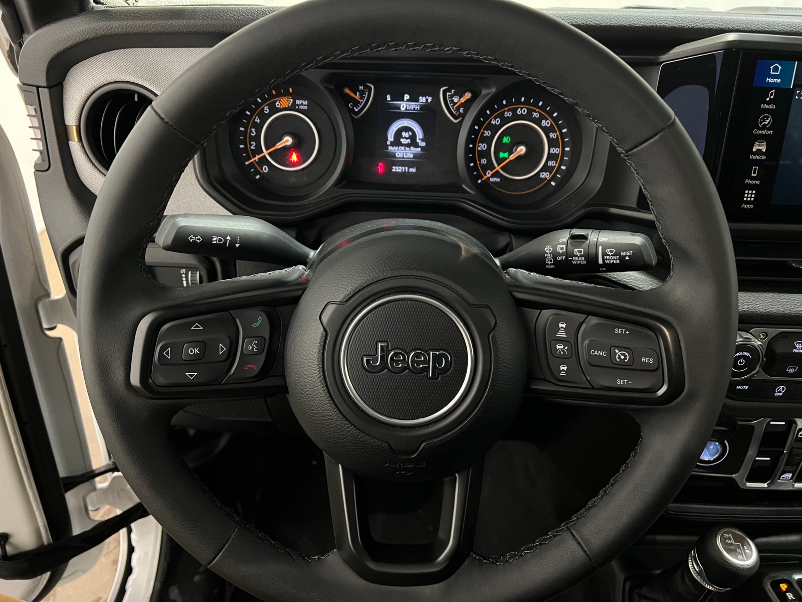 Thumbnail: 2025 Jeep Wrangler - 5