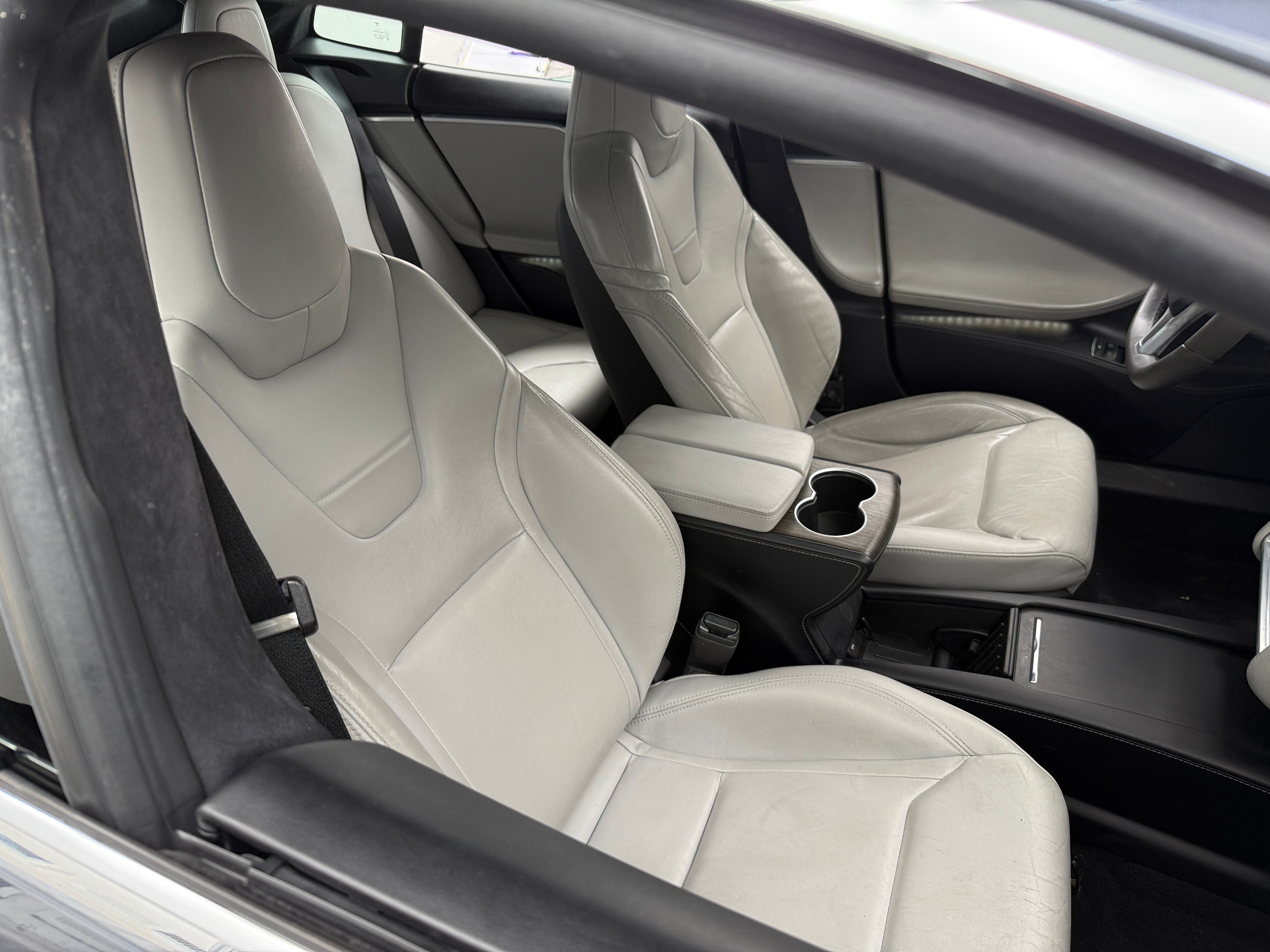 2016 Tesla Model S