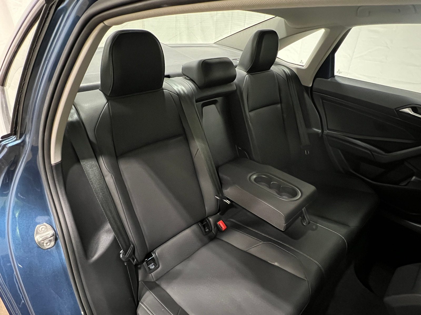 Thumbnail: 2019 Volkswagen Jetta - 6