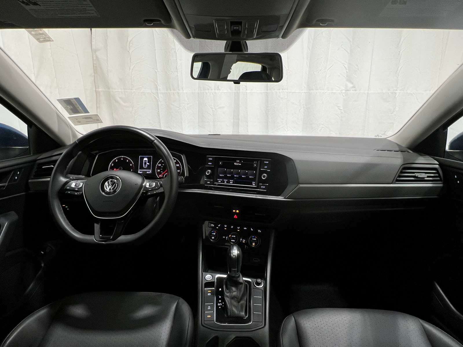 Thumbnail: 2019 Volkswagen Jetta - 3