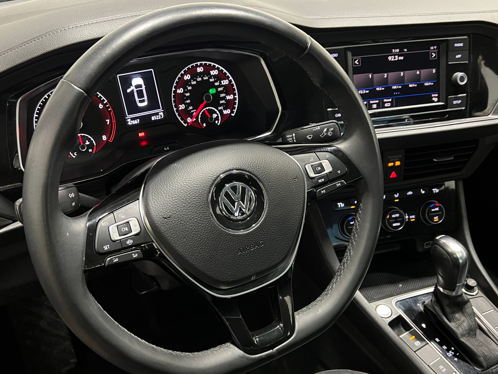Thumbnail: 2019 Volkswagen Jetta - 5