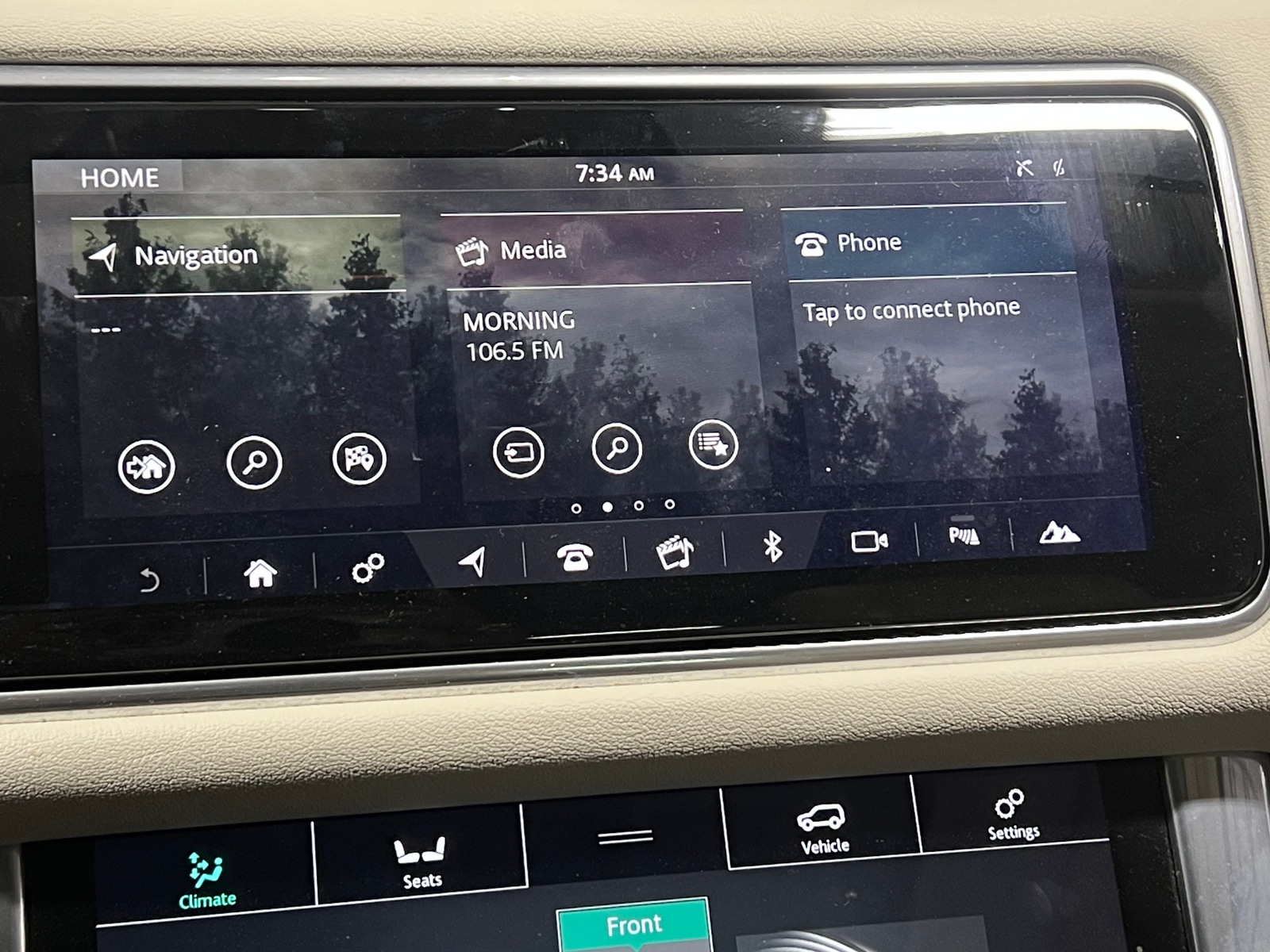 Thumbnail: 2022 Land Rover Range Rover Sport - 3