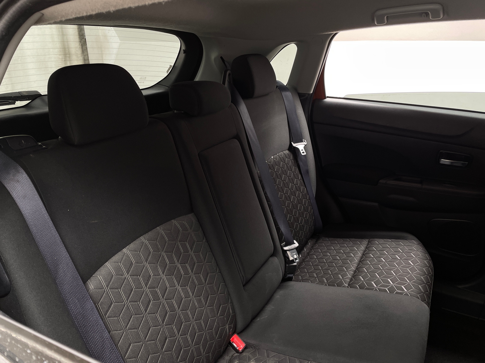 Thumbnail: 2024 Mitsubishi Outlander Sport - 6