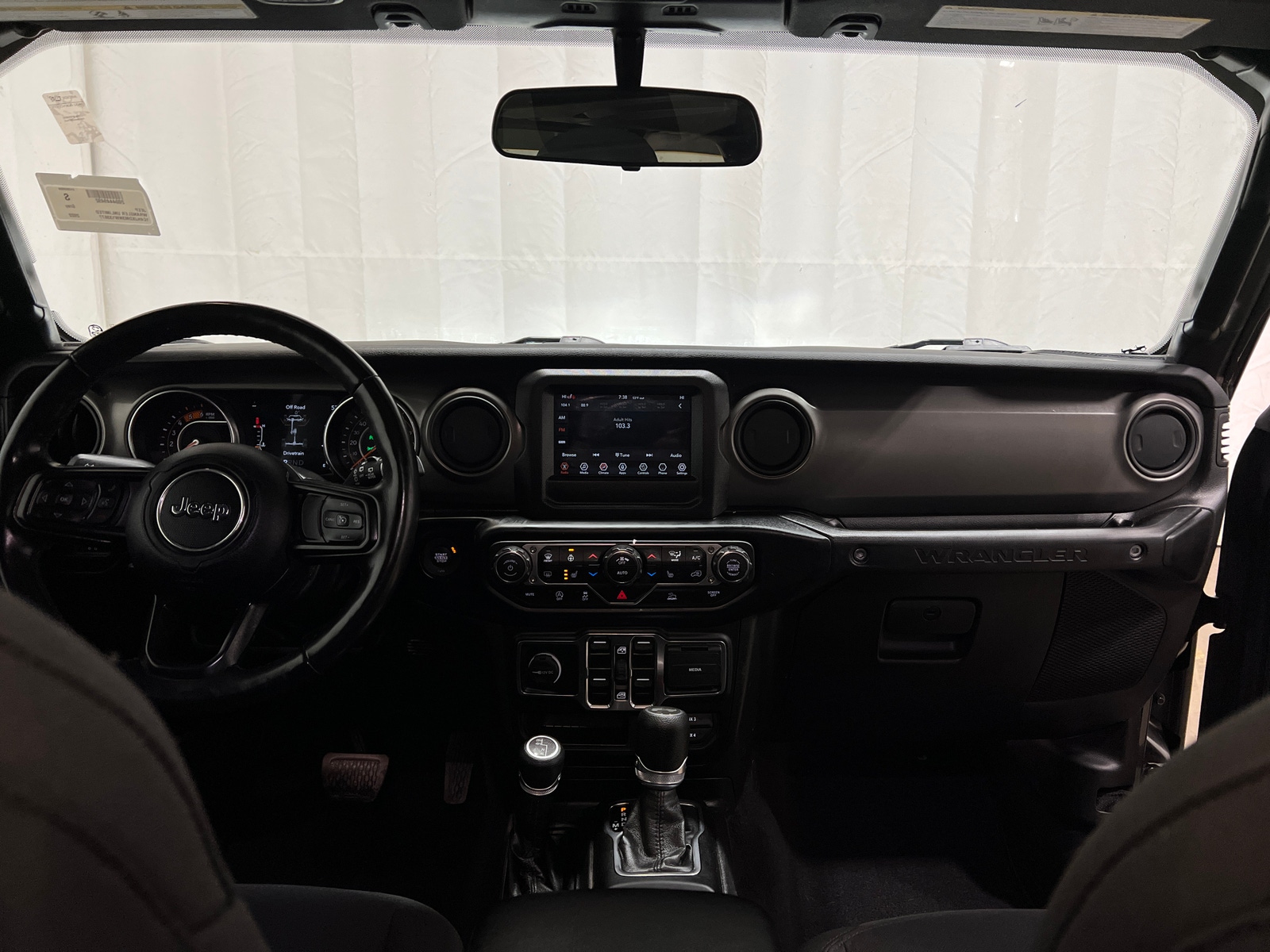 Thumbnail: 2022 Jeep Wrangler - 3