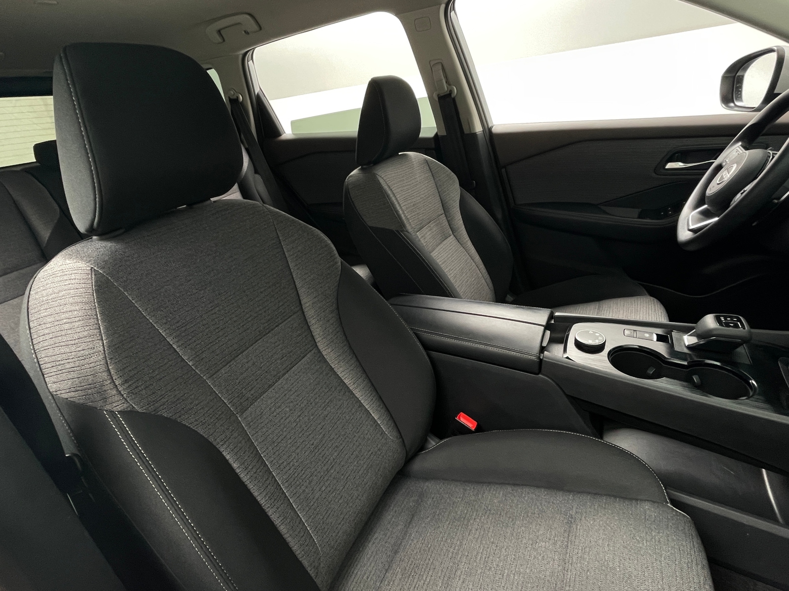 Thumbnail: 2023 Nissan Rogue - 2