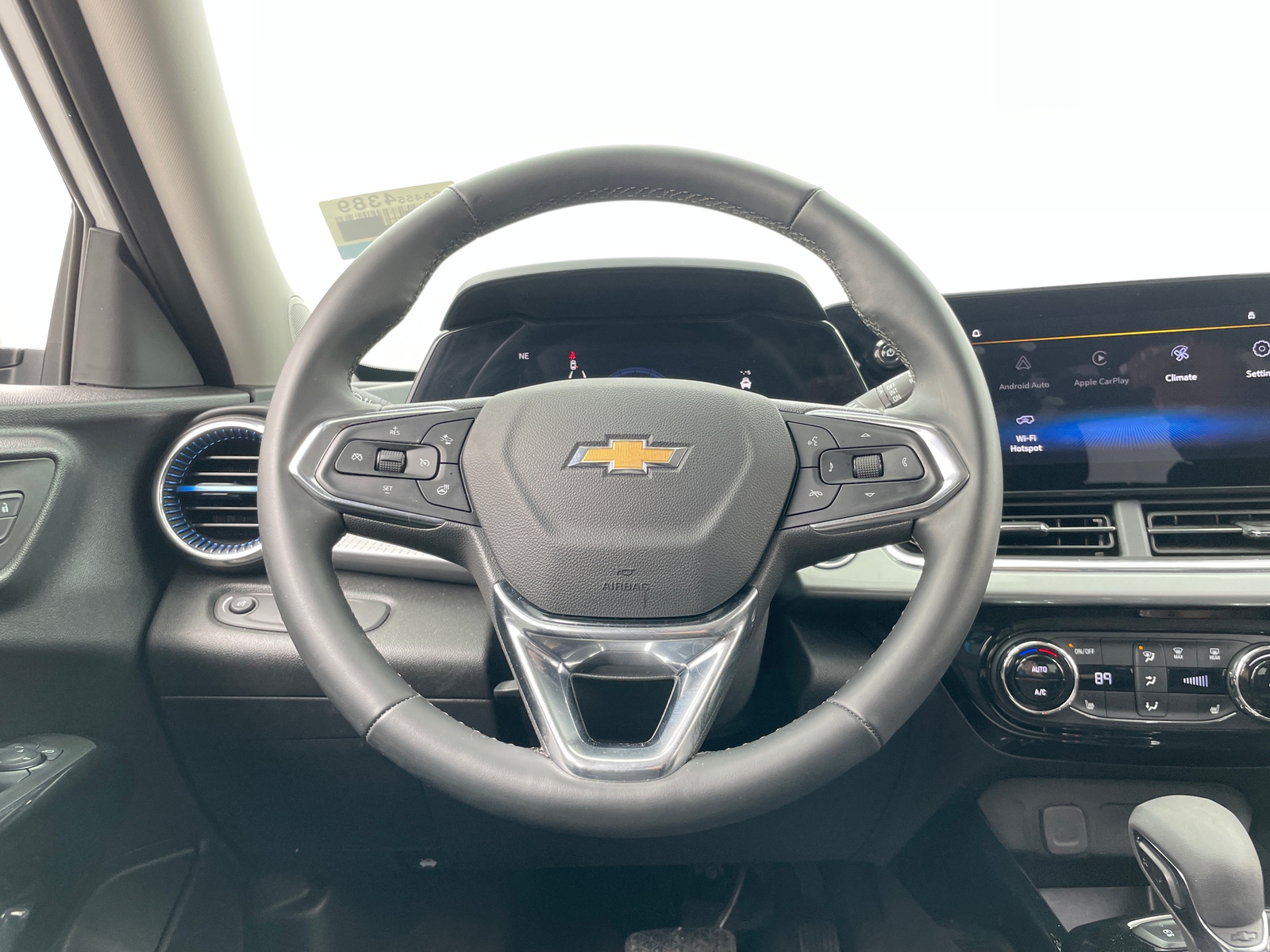 Thumbnail: 2025 Chevrolet Trax - 5