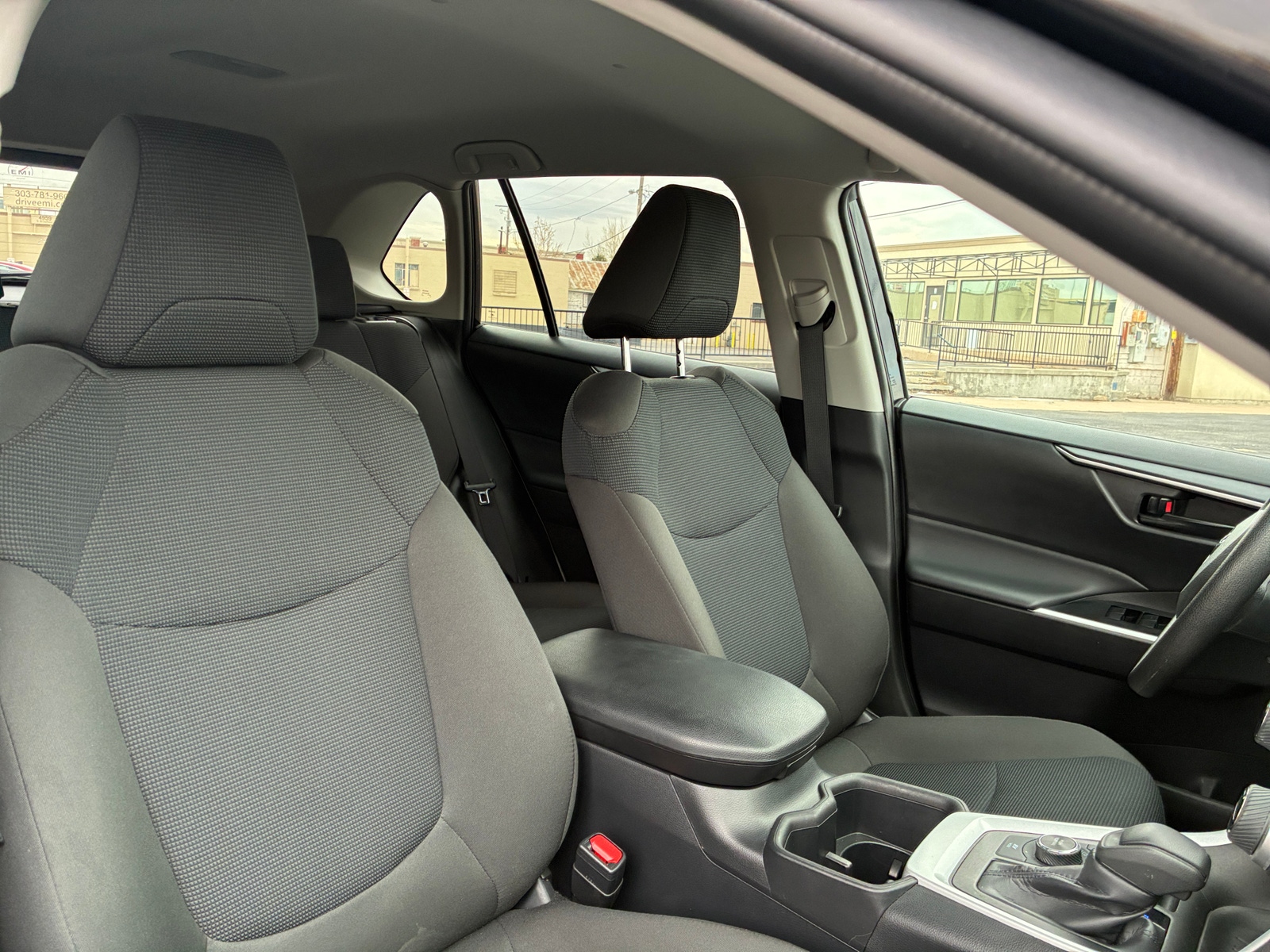 Thumbnail: 2025 Toyota RAV4 - 2