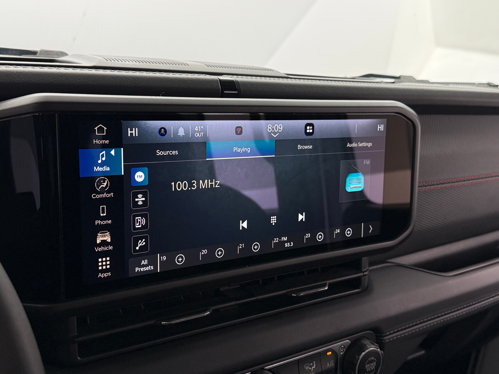 Thumbnail: 2025 Jeep Wrangler - 4