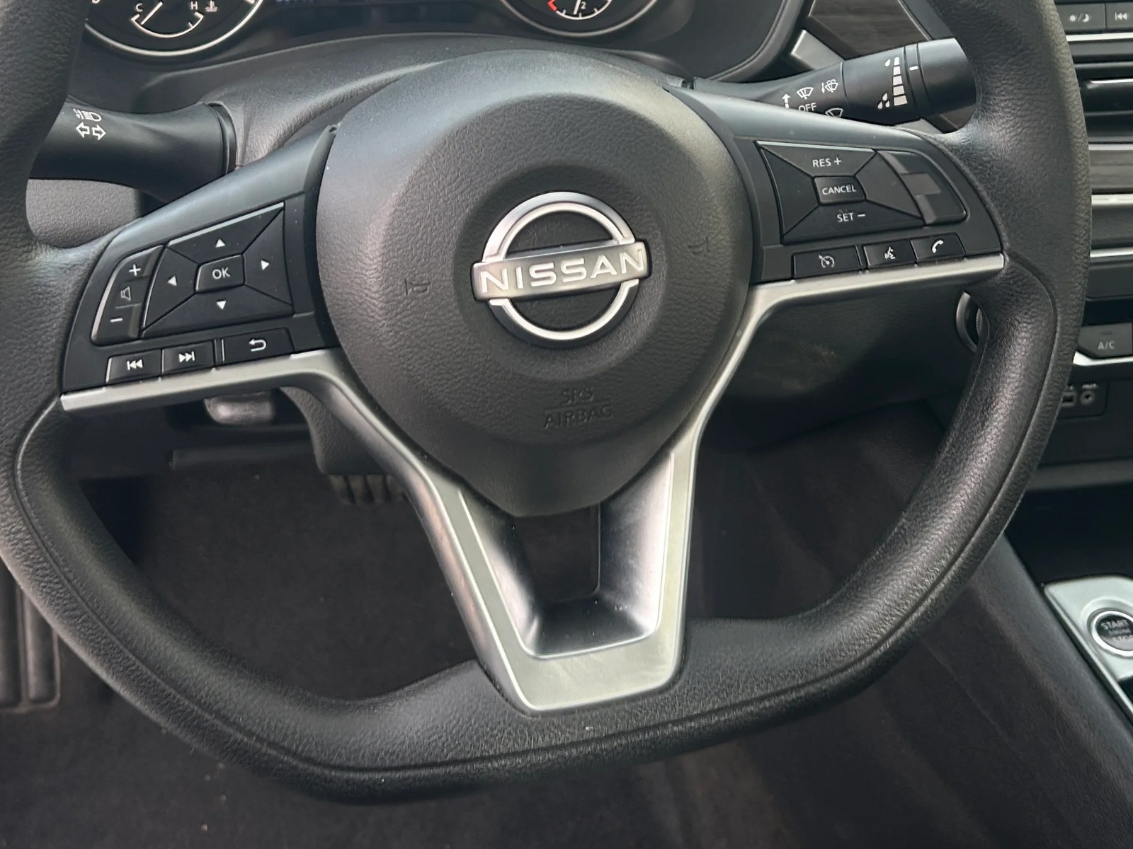 Thumbnail: 2024 Nissan Altima - 5