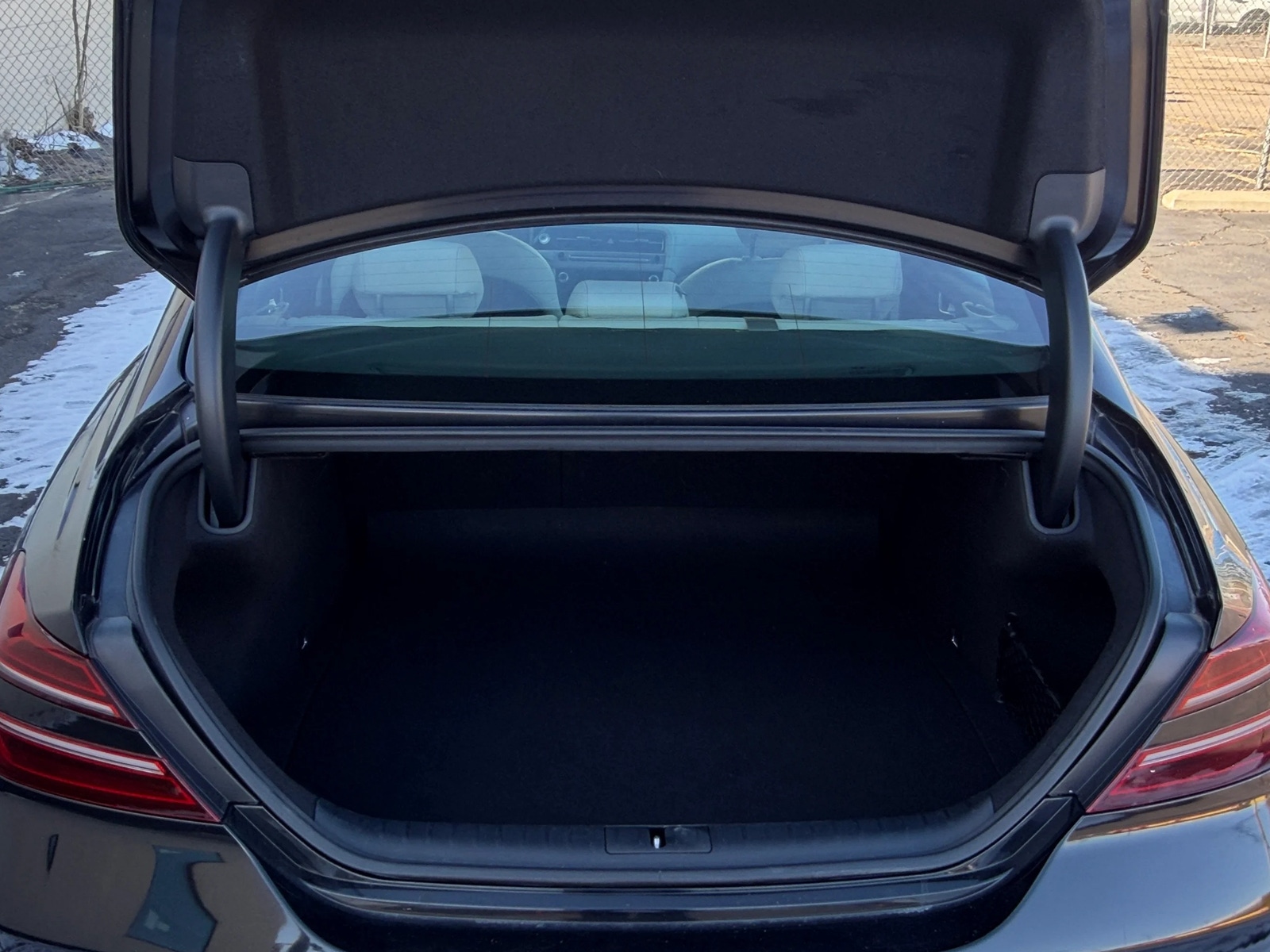 Thumbnail: 2025 Genesis G70 - 6