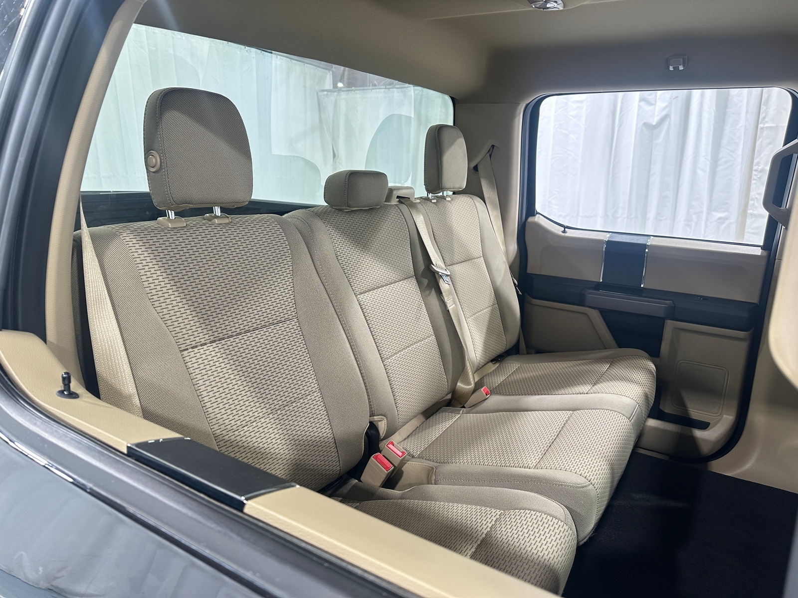 Thumbnail: 2019 Ford Econoline - 6