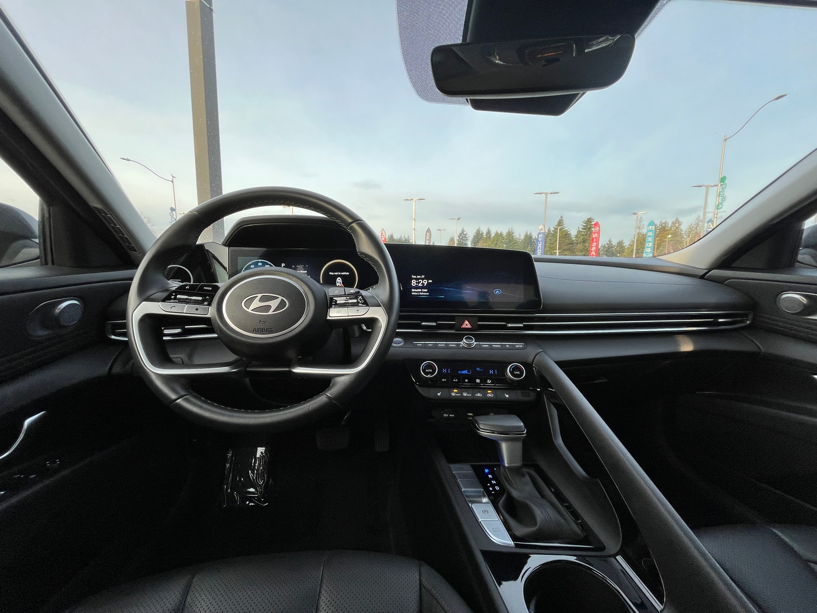 Thumbnail: 2025 Hyundai Elantra - 3