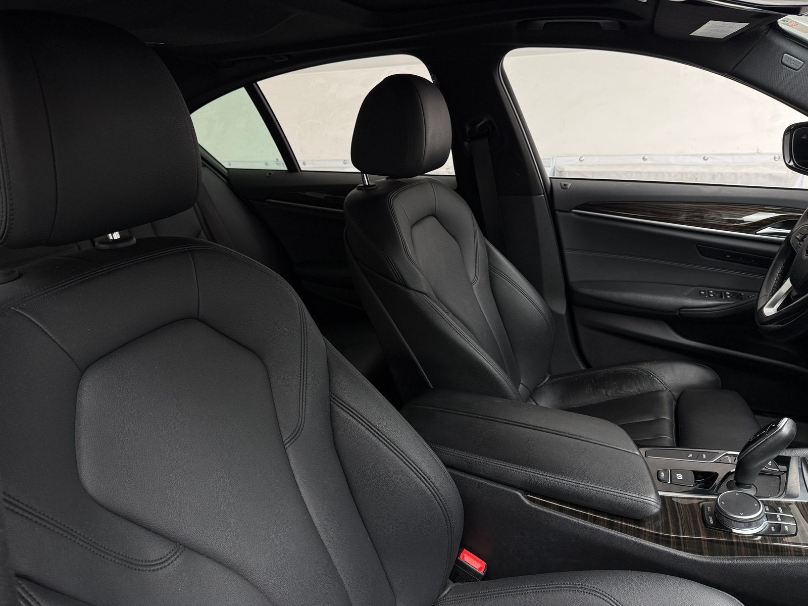 Thumbnail: 2018 BMW 5 Series - 2