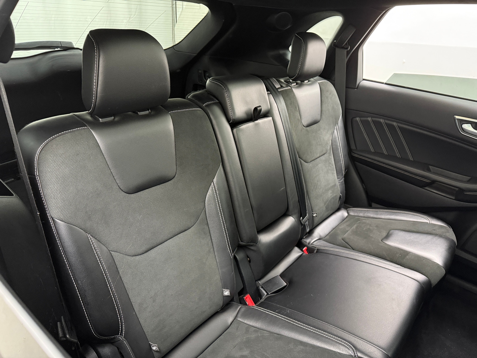 Thumbnail: 2021 Ford Edge - 5