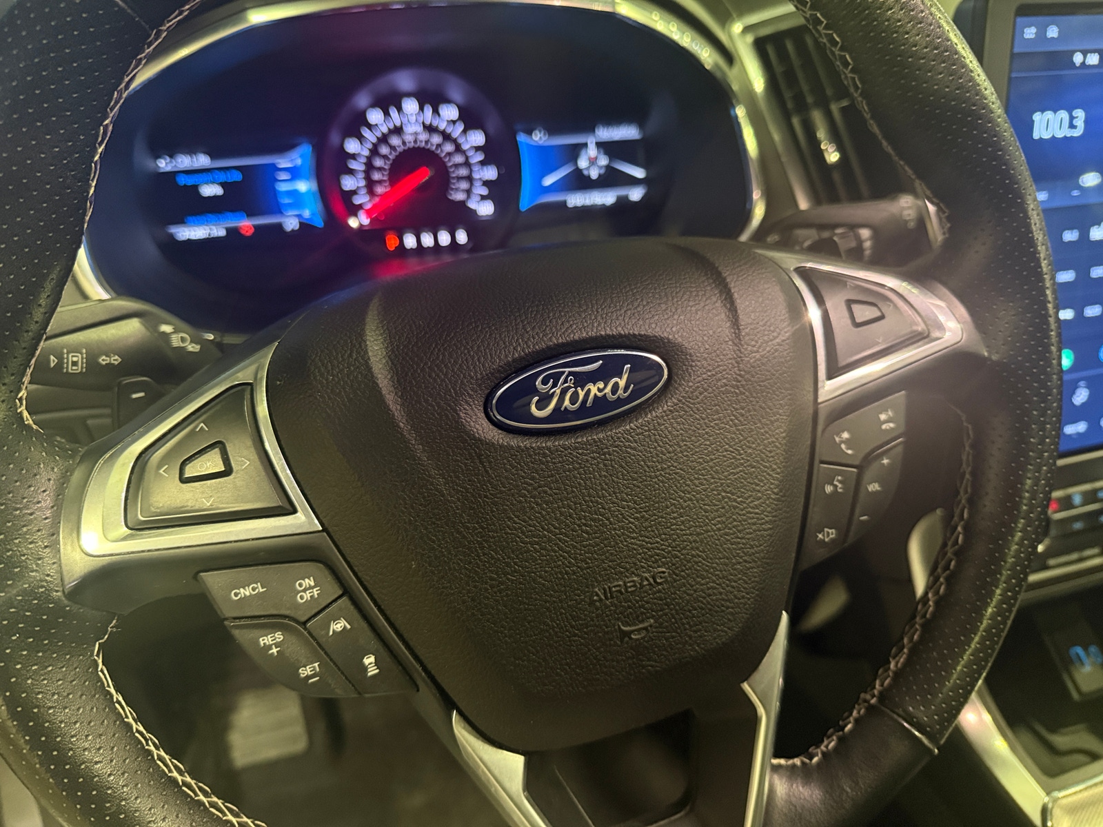 Thumbnail: 2021 Ford Edge - 4