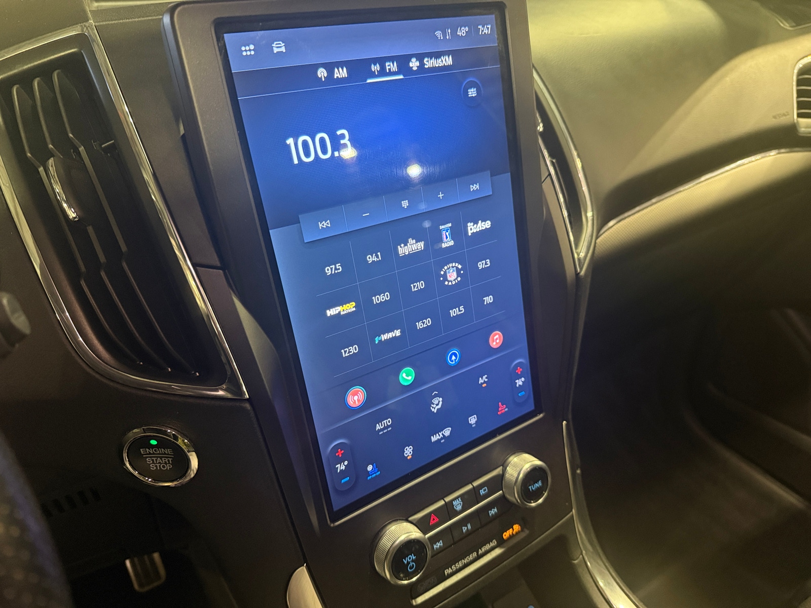 Thumbnail: 2021 Ford Edge - 3